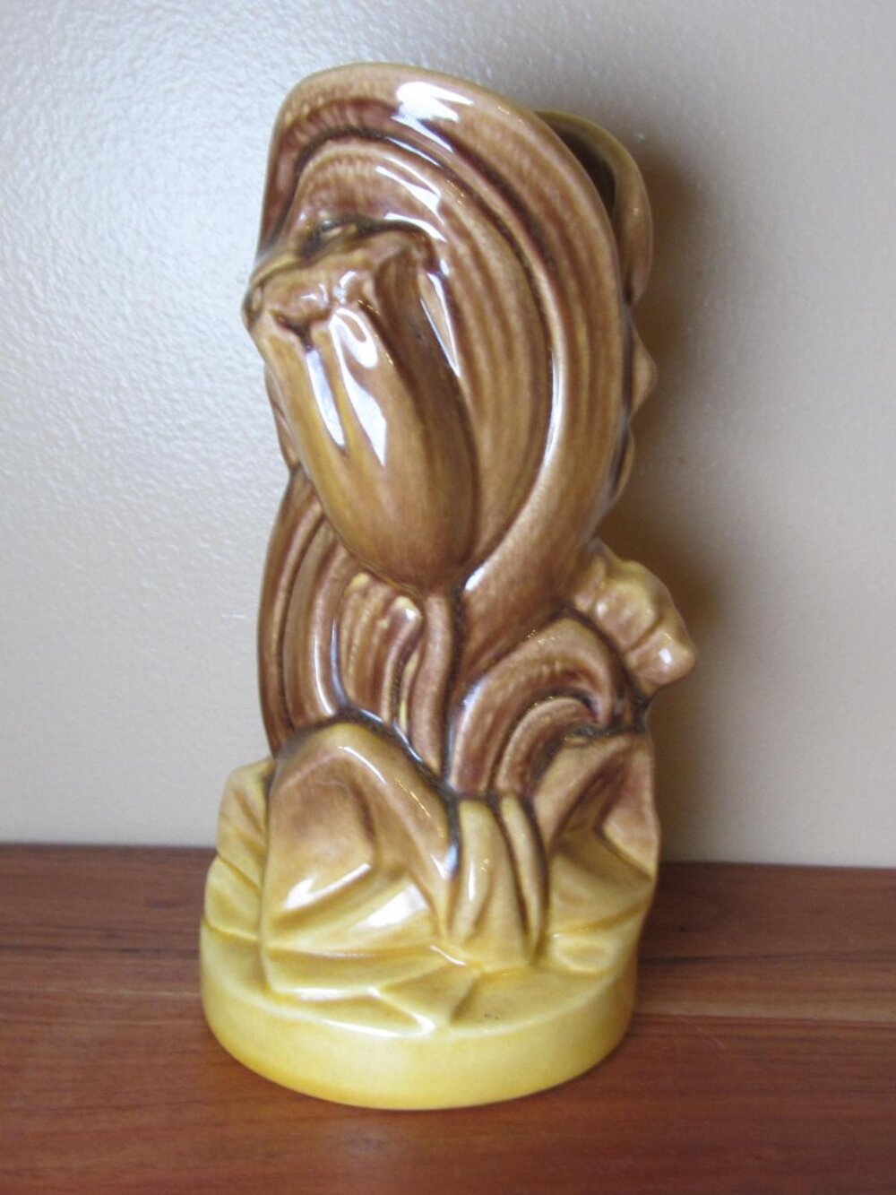 royal haeger 8646 vase vintage tulips design (W6685)
